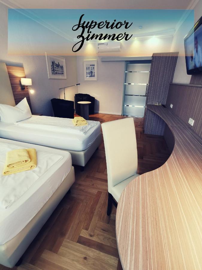 Hotel Goldener Anker Торгау Екстер'єр фото