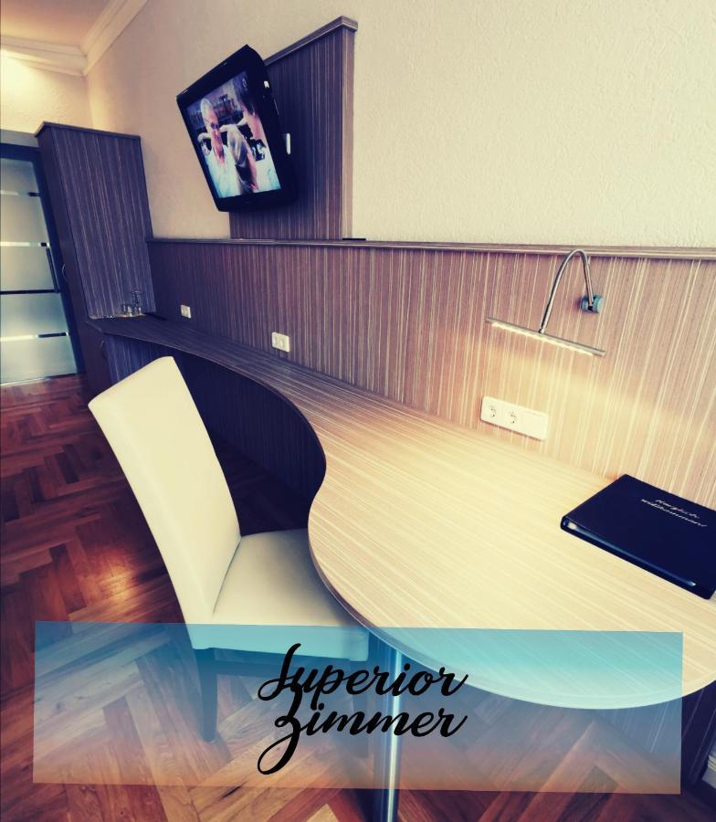 Hotel Goldener Anker Торгау Екстер'єр фото